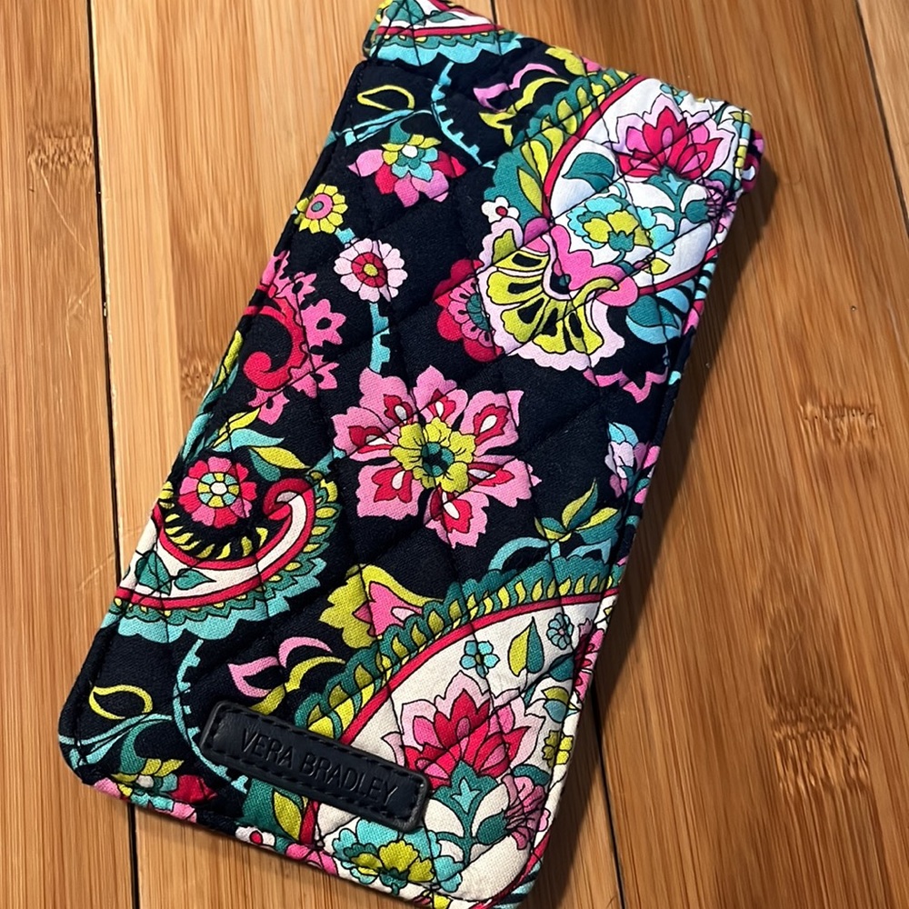 Vera Bradley - Paisley Sunglass Holder with Magnetic Closure